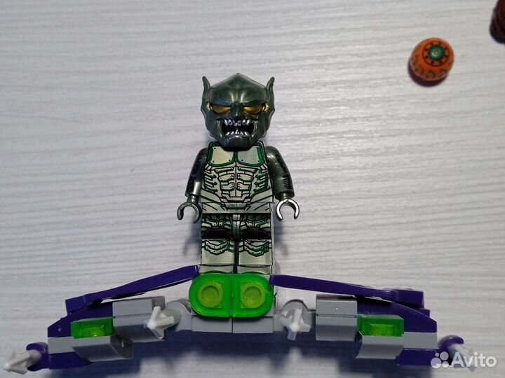 Lego фигурка Зелёный Гоблин