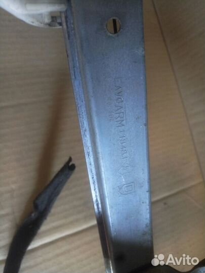 Стеклоподъемник передний левый Renault Logan 1