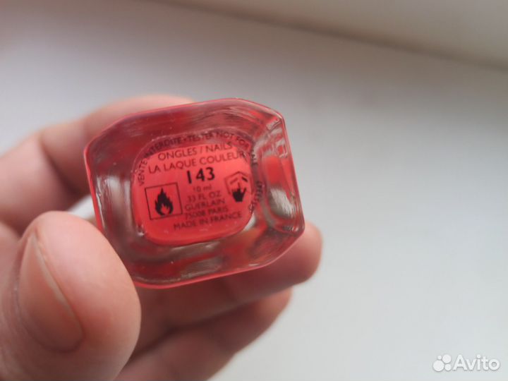 Лак для ногтей оригинал Guerlain новый 143 красный