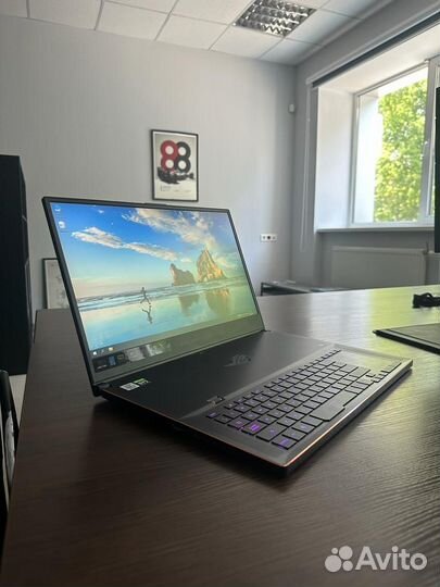 Игровой ноутбук asus ROG Zephyrus S17 GX701LWS