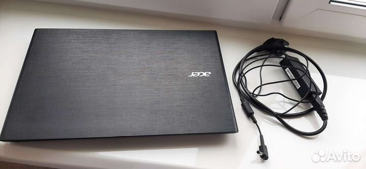 Ноутбук Acer Aspire E5-532-C35F