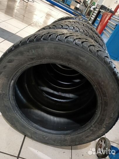 Nokian Tyres Hakkapeliitta 2 205/55 R16 94L