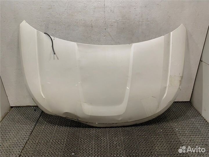 Капот Ford Explorer, 2013