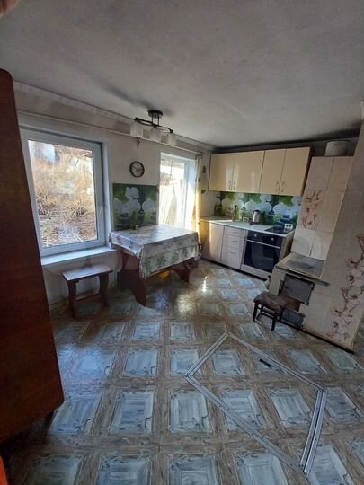 Дом 32 м² на участке 6 сот.