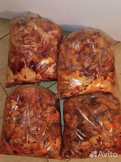 Мясные обрезки для собак и кошек. Жилки конины