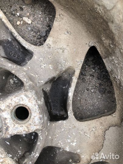 Диски литые R15 Nissan