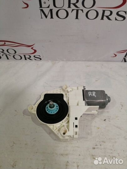 Мотор стеклоподъемника задний правый Volkswagen