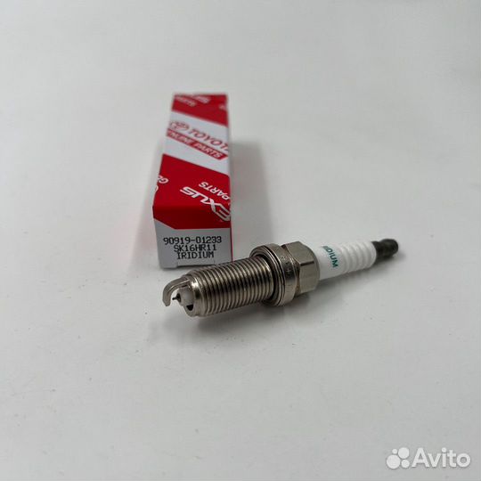 Свеча зажигания Toyota