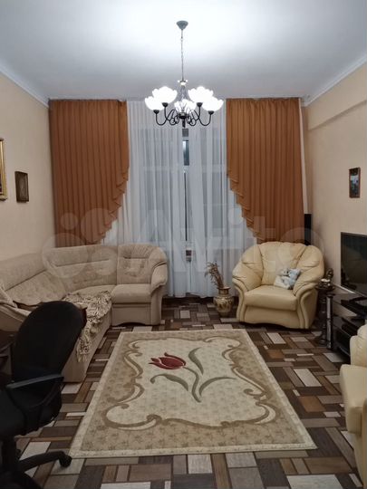2-к. квартира, 61 м², 4/5 эт.