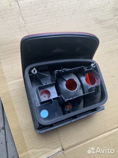 Фонарь правый vw Passat B4 седан