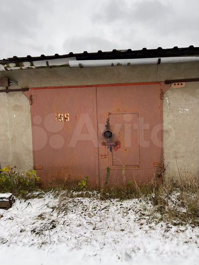 Гараж, > 30 м²
