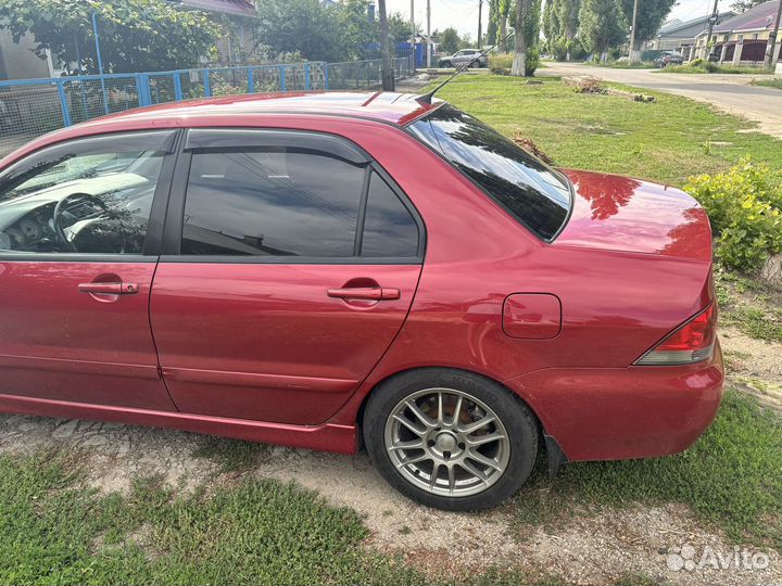 Mitsubishi Lancer 1.6 МТ, 2004, 263 000 км