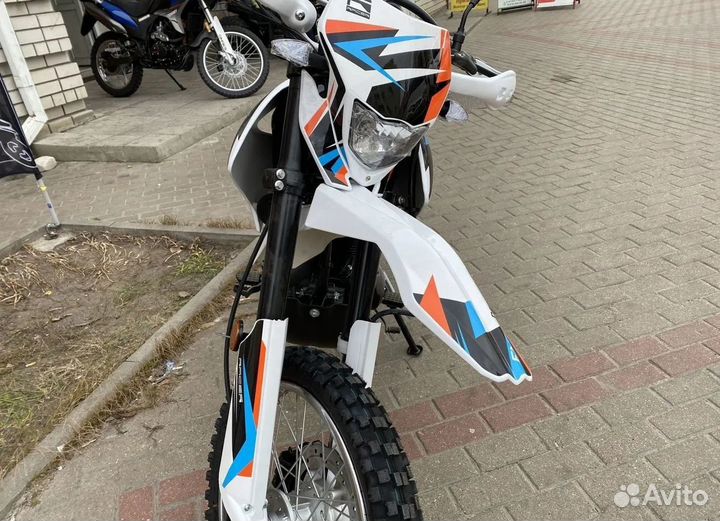 Мотоцикл кроссовый Racer Panther RC 250 GY-C2