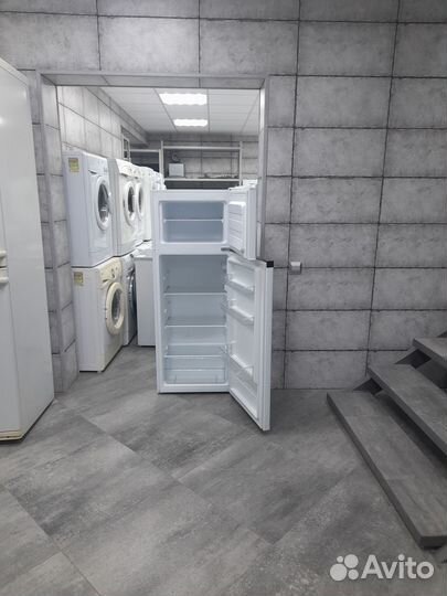 Холодильник dexp RF-TD210NMA