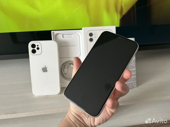 iPhone 11, 128 ГБ