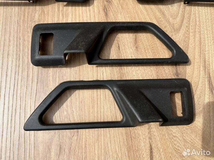 Пластик задних ручек под эсп w124 124 накладки