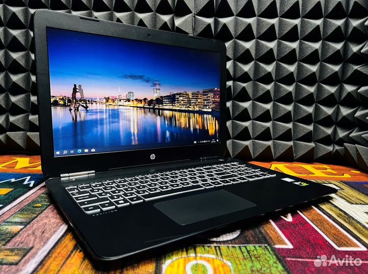 Ноутбук HP для игр и работы