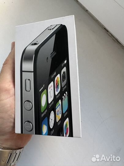 Телефон iPhone 4s
