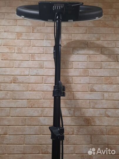 Профессиональная кольцевая лампа