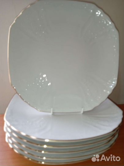 Тарелки квадратные 