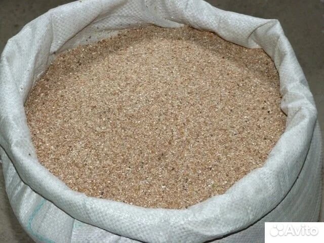 Комбикорм для кур несушек для свиней, коров