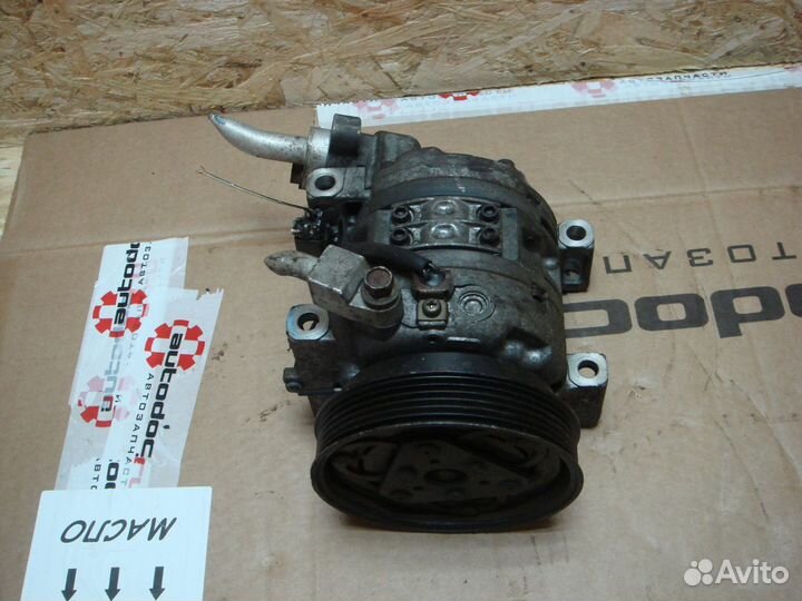 Ниссан micra II Компрессор кондиционера