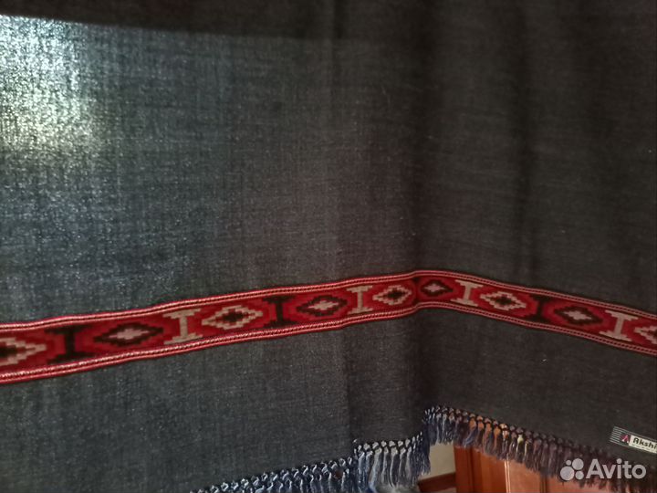 Тибетский шерстяной палантин