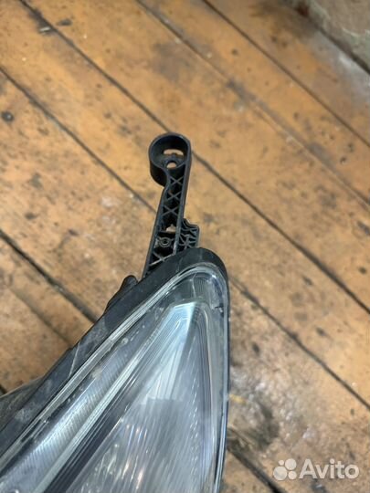 Opel astra j фара