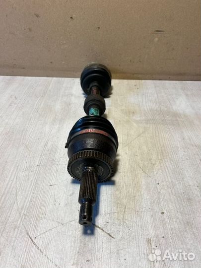 Привод передний левый Hyundai Santa Fe