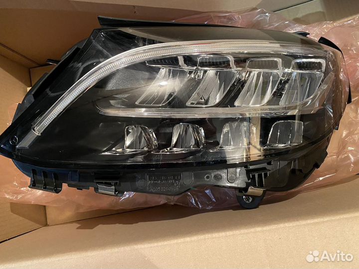 Продам фару левую на Mercedes-Benz C-класса
