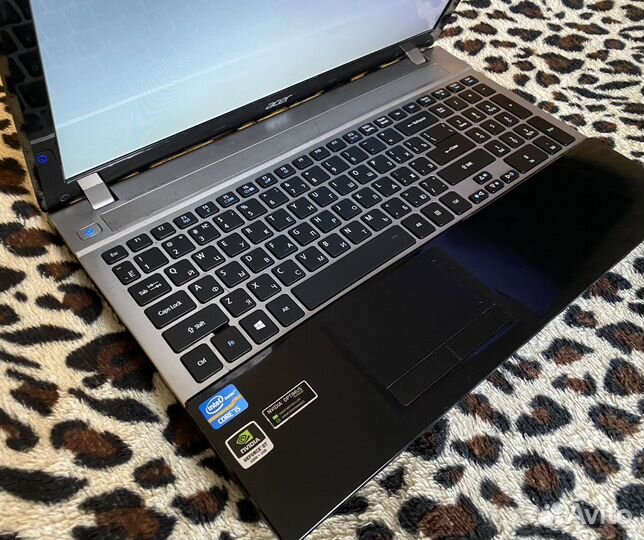 Игровой acer i5 V3-571G-53218Makk