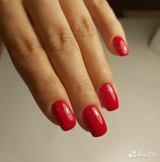 Маникюр и педикюр