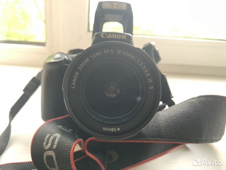 Зеркальный фотоаппарат canon
