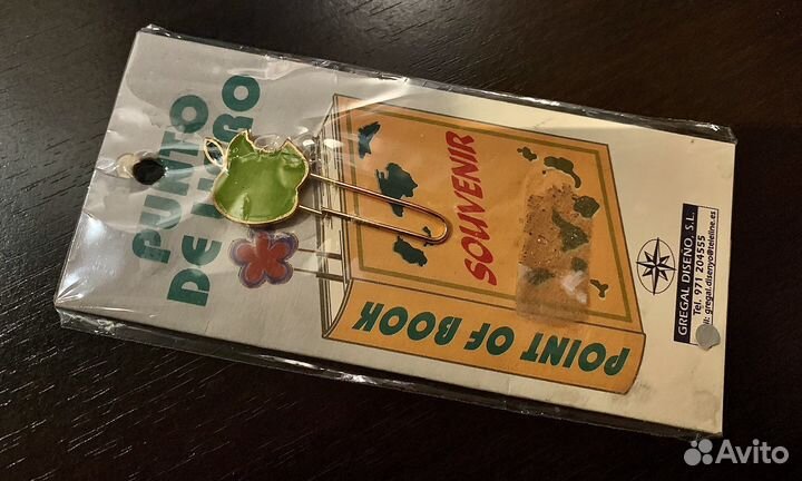 Закладка для книги в виде значка Apple)