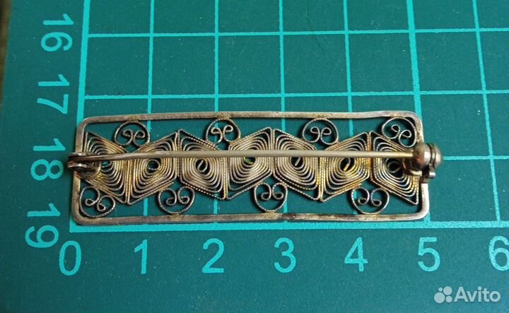 Брошь серебро 835 пробы