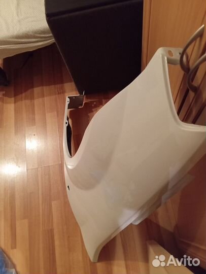 Крыло переднее левое на LADA largus