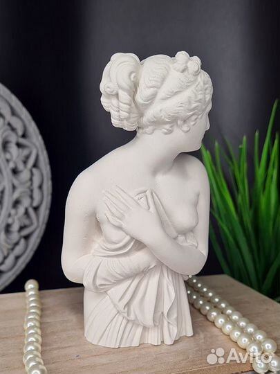 Статуэтка для интерьера, фигура из гипса Венера