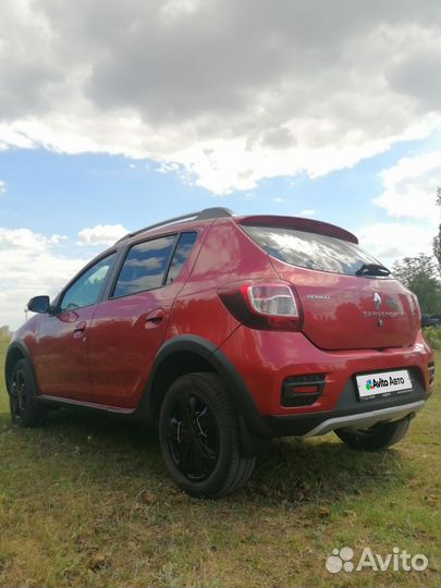 Renault Sandero Stepway 1.6 AT, 2017, 147 000 км