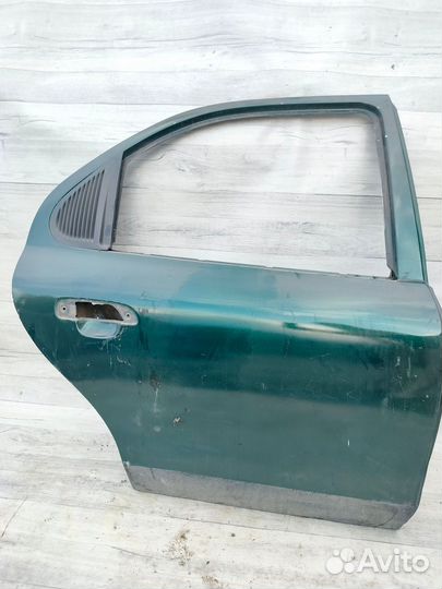 Дверь задняя правая Ford Mondeo, I 1995