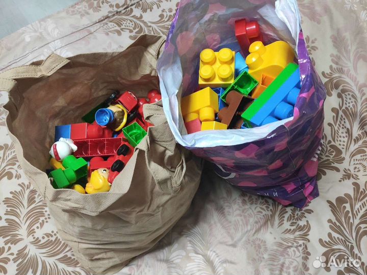 Конструктор mega bloks с фигурками