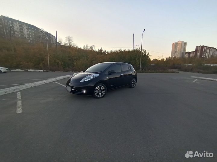 Nissan Leaf AT, 2013, 100 000 км