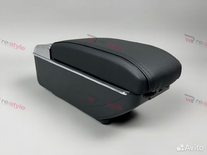 Подлокотник Honda Fit 08-13г