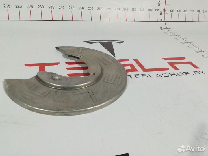 Кожух тормозного диска Tesla Model 3 2019