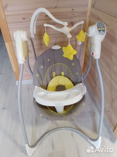Детские электронные качели graco