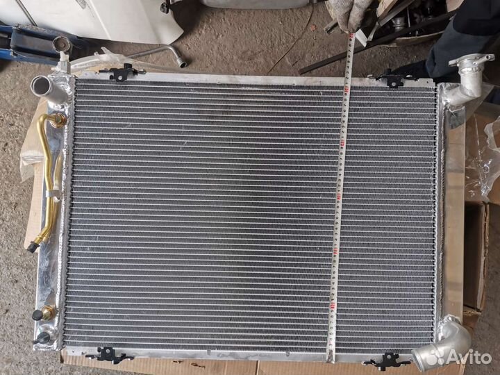 Радиатор основной хариер