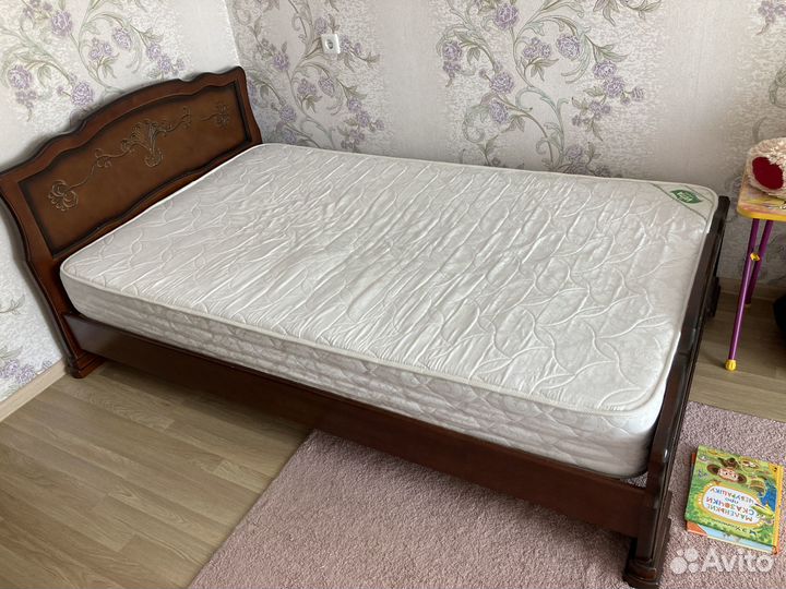 Продам кровать