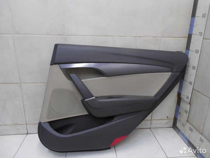 Обшивка двери задней правой i40 2011