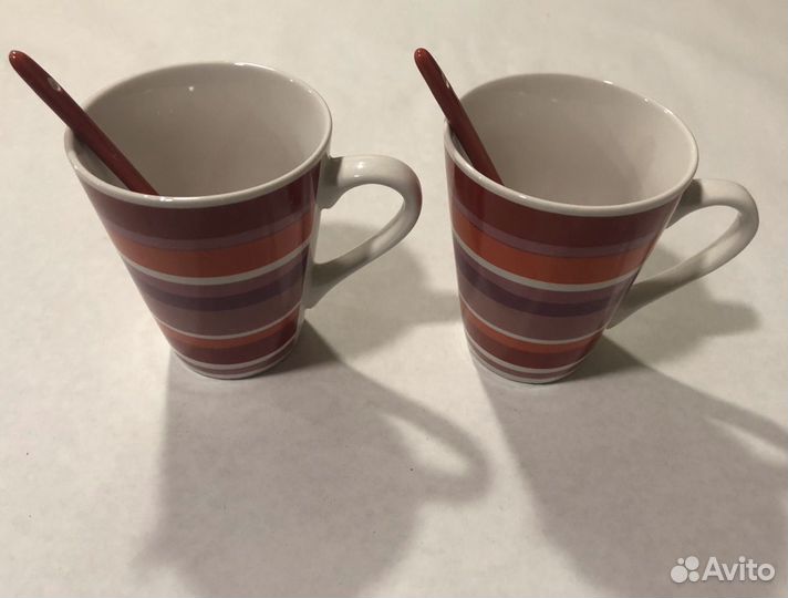 Сервизы, столовые приборы и др. посуда