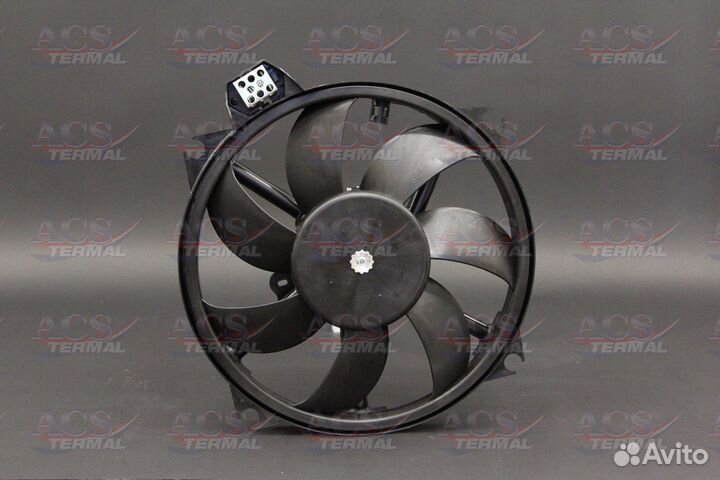 Вентилятор охлаждения Renault Megane III / Fluence (08)