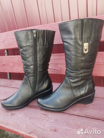 Зимние женские сапоги 38